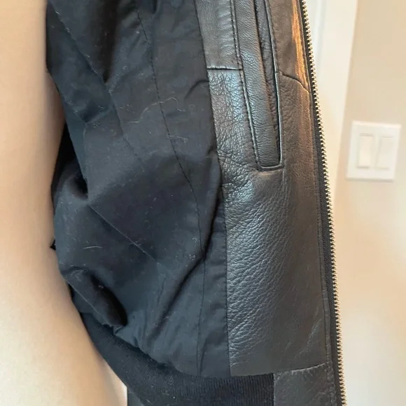 Black Leather 😎  Bomber Jacket with Pockets - Picture 7 of 13